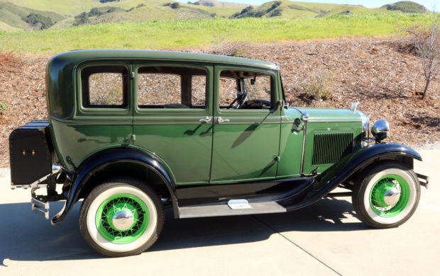 1931 ford 16 wheel.jpg