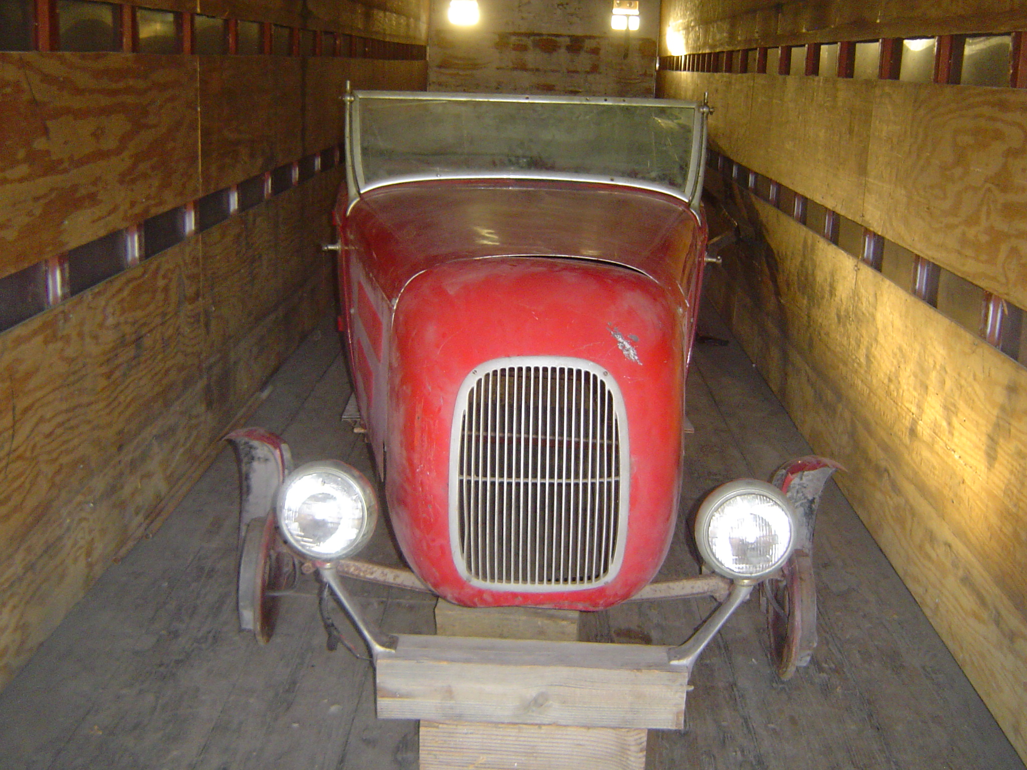 1933 Willys Grille & 1941 Sedan..Torino..T-10..1934 Ford.15x8 KB 039.jpg