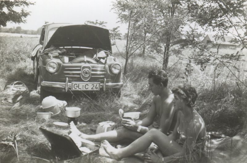 1950s-camping-21.jpeg