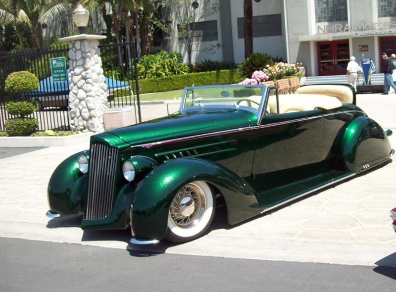 38 Packard custom.jpg
