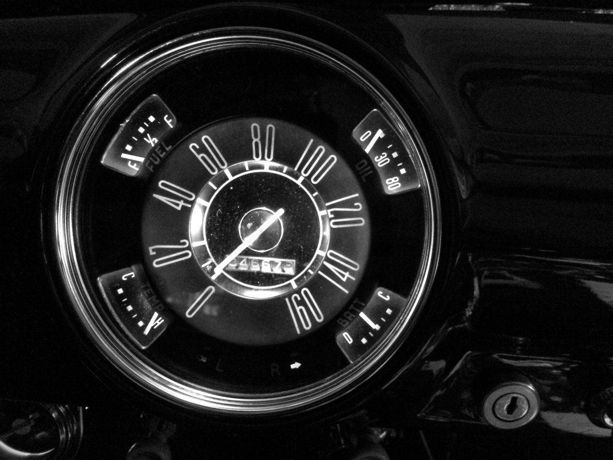 49-50 Ford kilometer converted to MPH.jpg