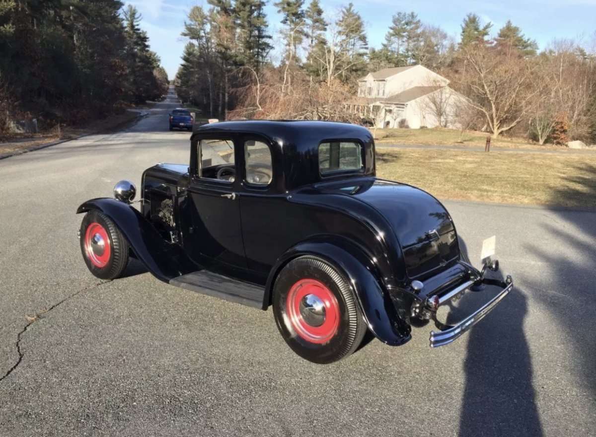 1932 Ford 5 window coupe real deal full-fendered hot rod | The H.A.M.B.