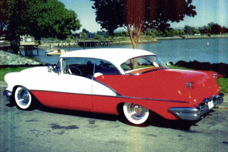 Frank Livingston's '56 Oldsmobile (5).jpg