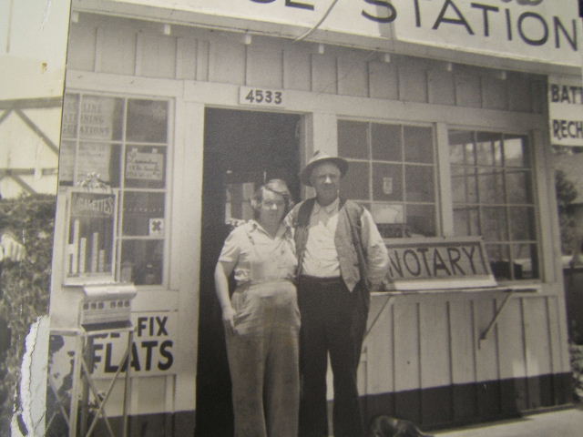 Mom's Uncle Roy gas station 1941.JPG