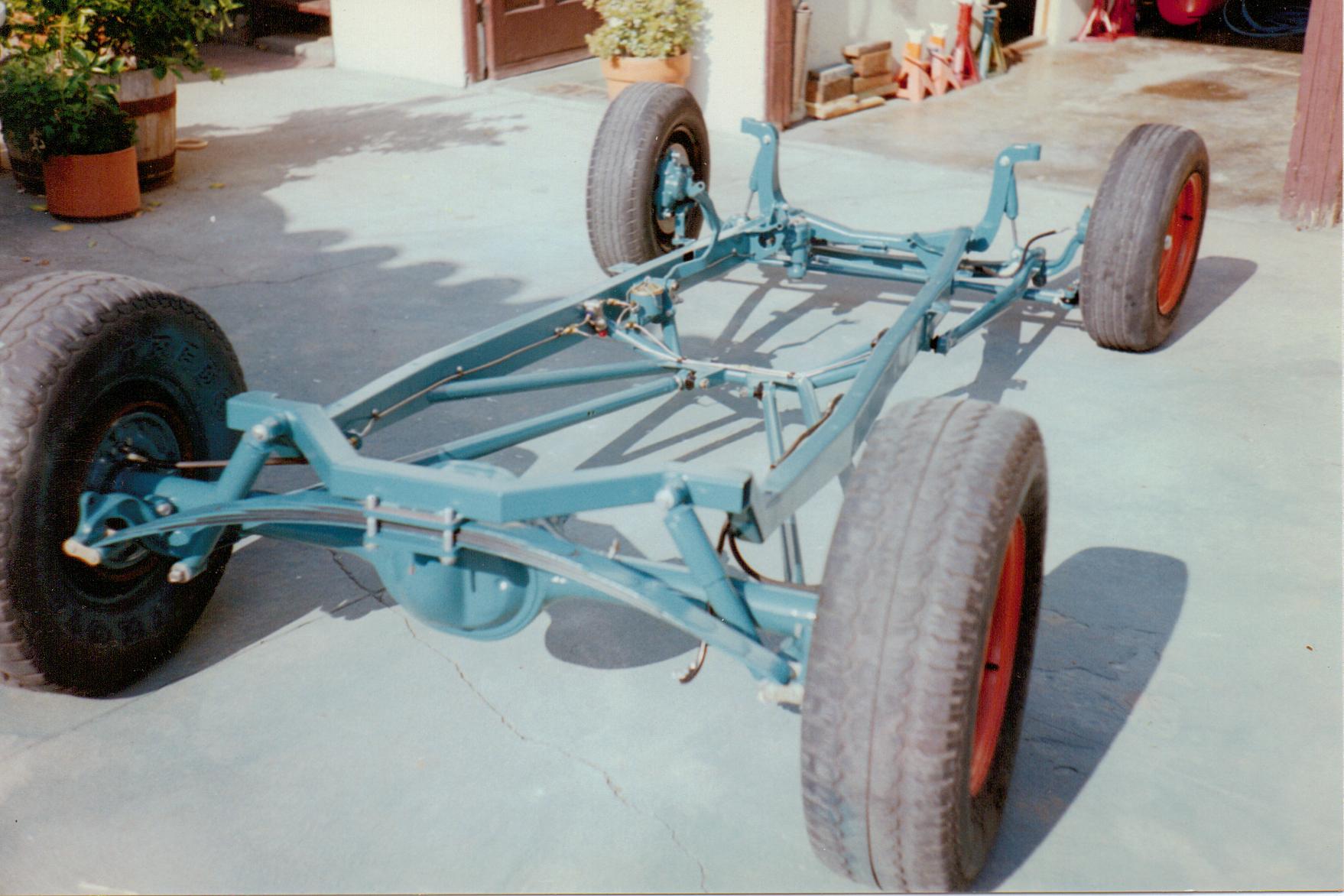 Sedan Frame -2.jpg