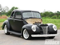40 ford dlx coupe.jpg