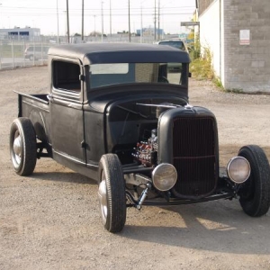 1933 Ford pick up, 1950 Flattie, single holley 94, daily driver, until I sold it to Denmark.