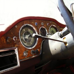 all wood dash not verniers like the modern Rolls Royce