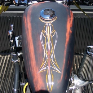 Sportster striping
