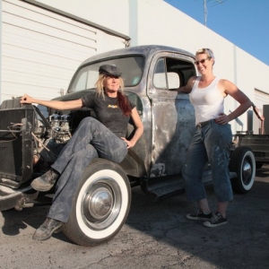 A day of stripping with my fellow G-Girl, Kristin a.k.a. Grease Girl.