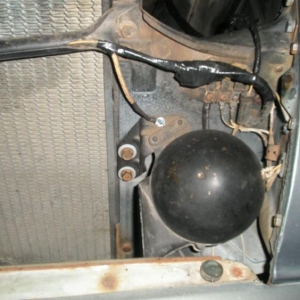 Figure 10  Horn Installed with Horns Wired in Series
