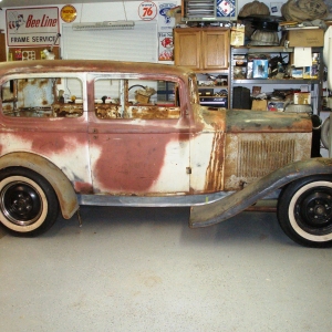 Body mocking on fresh chassis, on to body work....