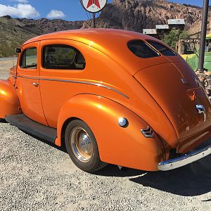 1940 Ford 2 dr sedan